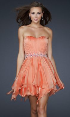Petite robe soirée orange bustier vague plissé