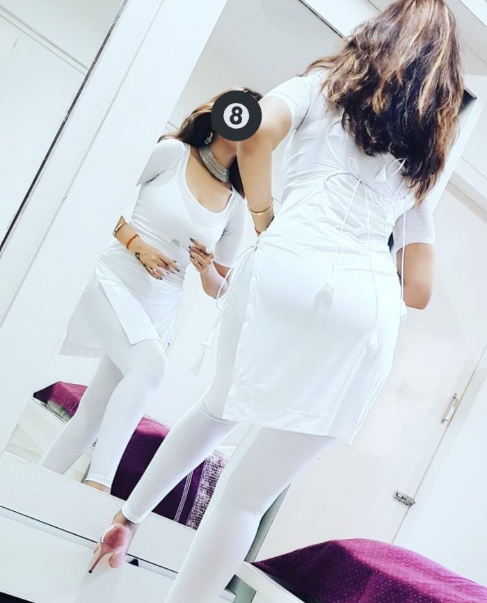 Call Girls In Mukherjee Nagar/Saket 8800198590 Door Step Delivery Top Quality Full Educated and  ...