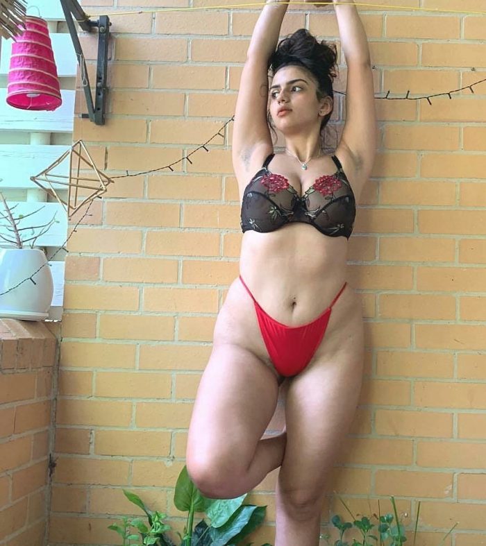 Increase your fortune and your happiness by spending some time with this stunningly sexy escort  ...