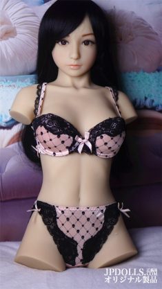 What are the benefits of owning a realistic sex doll?