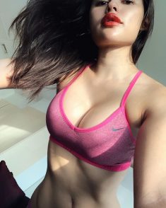 Call Girls In New Usmanpur ꧁❤9311293449❤꧂High Profile Independent Call Girls in Delhi Ncr