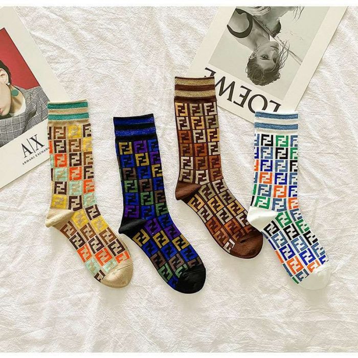フェンディブランド快適なソックスとファッション服販売