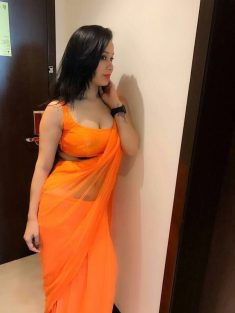 Call Girls In Janakpuri 8448334181 Escorts ServiCe In Delhi Ncr