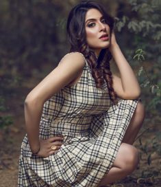 Grab Her Tits or Suck Escort Girl Boobs in Delhi by Ankita Sharma