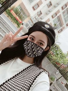 ハイブランドディオール バーバリーマスクウィルス 花粉症対策