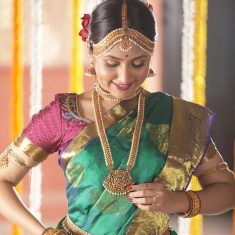 Buy the antique jewellery set for bridal | Bridal Set | Tarinika