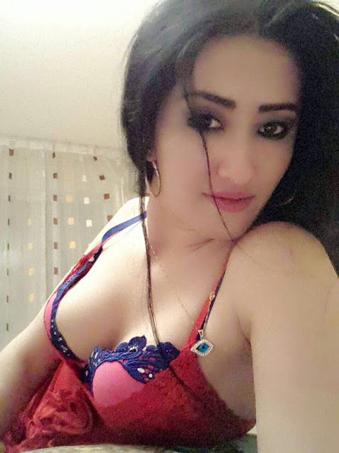Paharganj Escorts: Find The Perfect Party Girls For Clubs