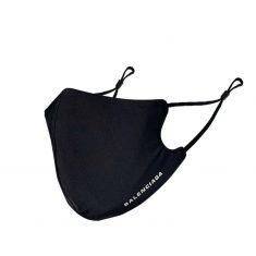 ブランドバレンシアガ ヴァンズ 洗えるマスクとシャネル 不織布マスク