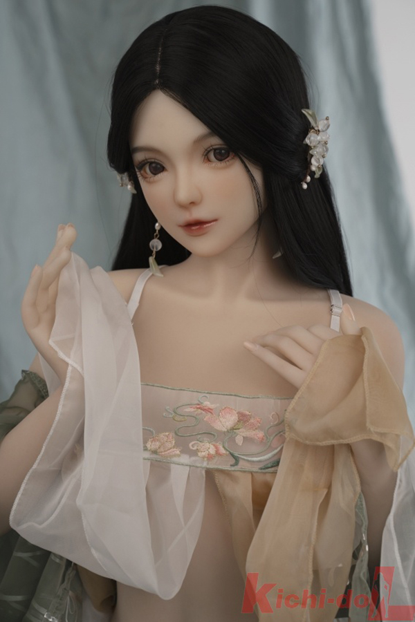 The methods of using real dolls