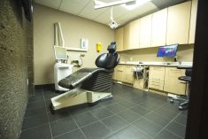 Which is the best dental clinic in Midtown?