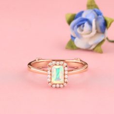Jewel Up this Valentine season with opal Ring