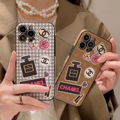 Chanel 少女 iphone 15 ultra ケース 香水瓶 女性愛用 シャネル アイフォン 15 スマホケース 薄型 字母 ...