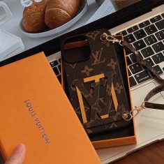 新作 ヴィトン風 iphone15 ケース ショルダー レザー ルイヴィトン アイフォン 15 スマホケース 斜めが ...