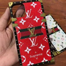 ハイブランドiPhone15ケースセール新作​おすすめ