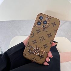 ブランドアイフォン 15ケースおしゃれ韓国可愛い