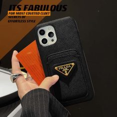 プラダ iphone15Pro ケース 本革 高級 ブラック カード収納 Prada アイホン 15 スマホケース 金属ロゴ ...