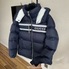 グッチ高品質ダウンジャケットモンクレール キッズパーパーセット 激安