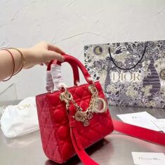 https://misswshop.com/cate-class-bag-5.html 「【misswshop】でブランドバッグを見つけよう！