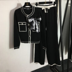 シャネル女の子ニットセットアップ セリーヌキッズジャージ服 モンクレール帽子